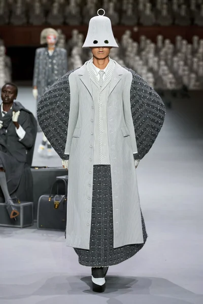 Look 17